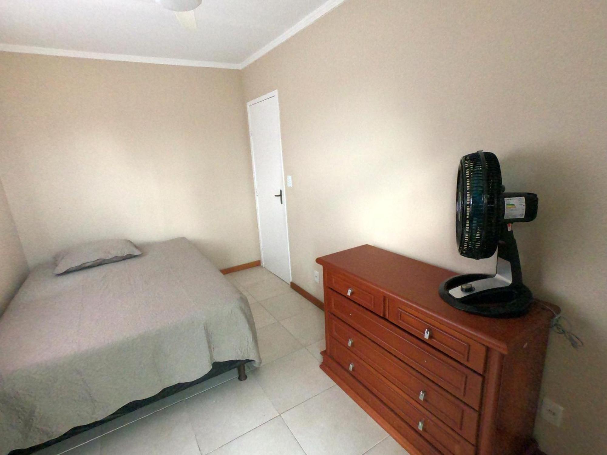 Casa de férias Casa De 4 Quartos A 300m Da Areia Do Foguete Cabo Frio